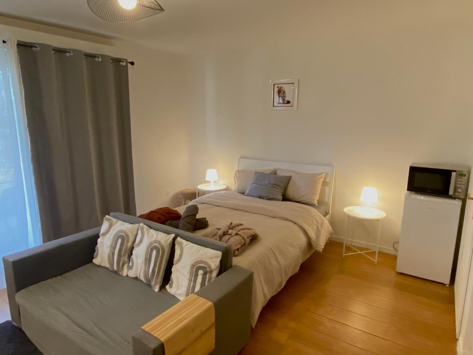 Cozy Riverfront Living, 5-Min Walk To Riverside Train Neuilly-Plaisance Exterior photo